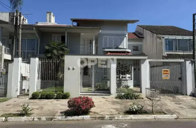 Sobrado á venda com 4 dormitórios, suíte e amplo espaço no marechal rondon – canoas