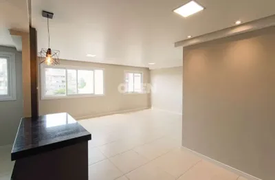 Apartamento com 2 quartos para alugar no Centro, Canoas  por R$ 3.300