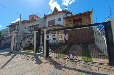 Ampla casa com 4 dormitórios e 320m² no bairro moinhos de vento – canoas