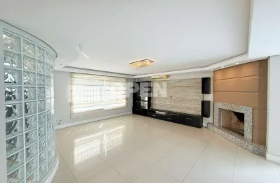 Sobrado 05 dormitórios sendo 03 suítes, marechal rondon, canoas.