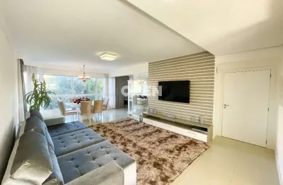 Apartamento com 3 quartos para alugar no Centro, Canoas  por R$ 7.500