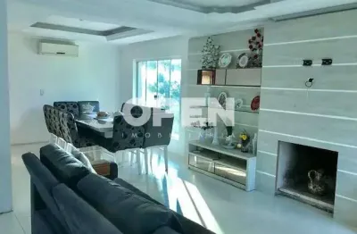 Casa com 5 quartos à venda na Rua Marquês de Olinda, São José, Canoas