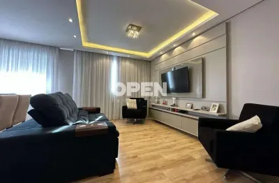 Apartamento à venda com 3 dormitórios, sendo 1 suíte, no centro de canoas