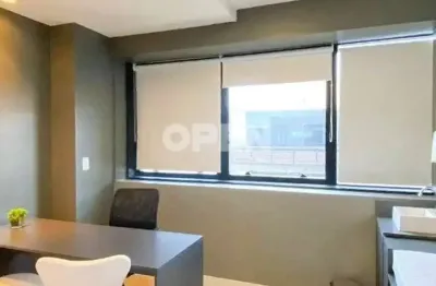 Sala comercial para alugar na Avenida Getúlio Vargas, 4831, Marechal Rondon, Canoas por R$ 2.500