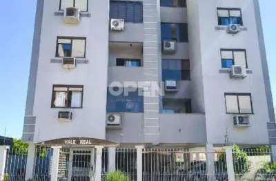 Apartamento frontal com 2 dormitórios (1 suíte) no Edifício Vale Real