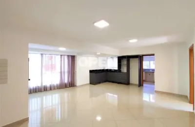 Apartamento com 3 quartos para alugar no Centro, Canoas  por R$ 3.300
