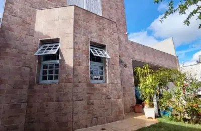 Sobrado com 5 dormitórios à venda por r$ 550.000,00 - residencial cambuy - araraquara/sp