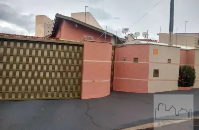 Casa com 3 quartos à venda na Rua Franz Arnoldi, Jardim Imperador, Araraquara