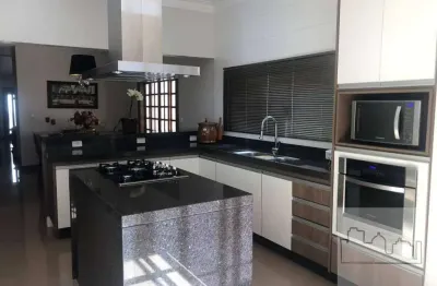 Casa a venda no jd. planalto em américo brasiliense.