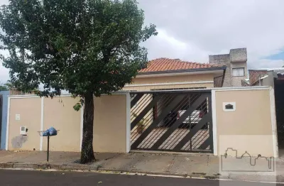Casa com 3 quartos à venda na Rua João Gurgel, Centro, Araraquara