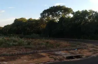 Terreno à venda na Avenida Valentim Françoso, Residencial Cambuy, Araraquara