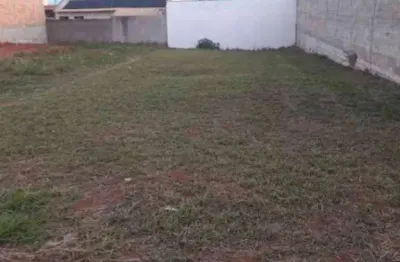 Terreno à venda na Avenida Sílvio Cruz, Cidade Jardim, Araraquara