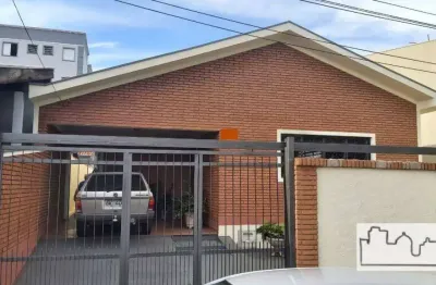Casa à venda na Avenida Antonio de Pádua Corrêa, São José, Araraquara