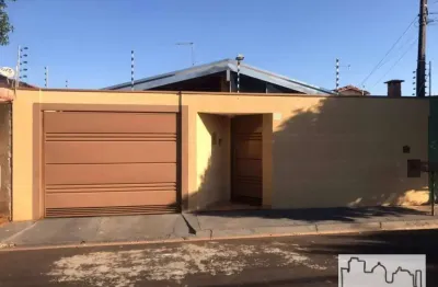 Casa com 2 quartos à venda na Avenida José Frias Furtado, Jardim Residencial Elvio Lupo, Araraquara