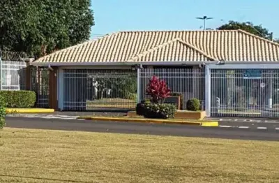 Terreno em condomínio fechado à venda na Avenida Doutor Giuseppe Aufiero, Jardim Imperador, Araraquara