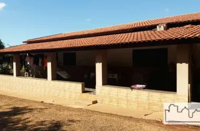 Chácara / sítio com 2 quartos à venda na Rua Adão Aroni, Chácara Flora Araraquara, Araraquara