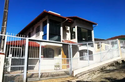 Casa com 3 quartos à venda na Rua João da Cruz Meira, Trindade, Florianópolis