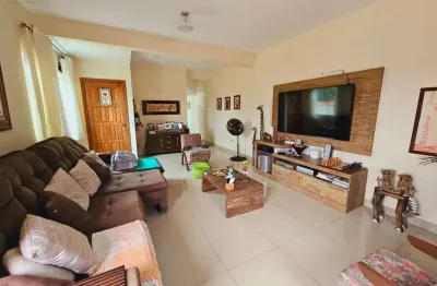 Casa com 4 quartos à venda na Rua José Batista Rosa, Trindade, Florianópolis