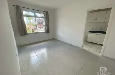 Apartamento com 2 quartos para alugar na Rua Luiz Oscar de Carvalho, Trindade, Florianópolis
