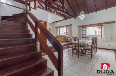 Casa com 3 quartos para alugar na Rua Joe Collaço, Santa Mônica, Florianópolis