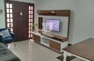 Casa com 2 quartos à venda na Rua Dois, Fragata, Pelotas