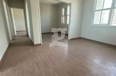 Apartamento reformado no coração de duque c/3 dormitórios