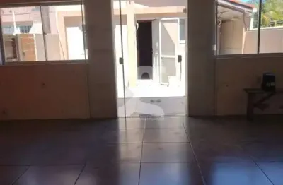 Casa com 2 quartos à venda na Rua Mário Américo Passos, Laranjal, Pelotas
