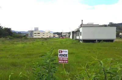 Terreno à venda na Vila Becker, Santo Amaro da Imperatriz 