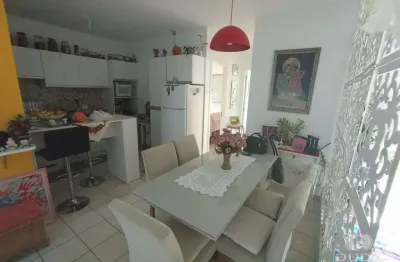 Casa em condomínio fechado com 2 quartos à venda na Avenida Paulo Roberto Vidal, Bela Vista, Palhoça