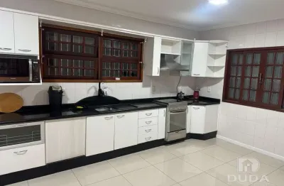 Casa com 3 quartos para alugar na Rua José Silveira de Souza, Ponte do Imaruim, Palhoça