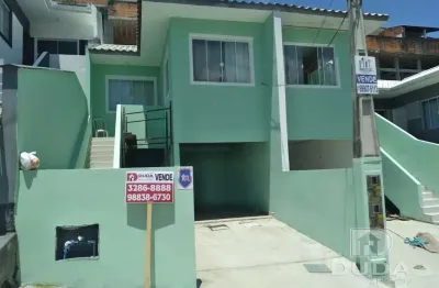 Casa com 2 quartos à venda na Rua Dona Ivone Lara, Bela Vista, Palhoça