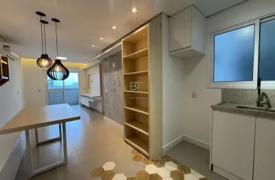 Apartamento semimobiliado 02 dormitórios no bairro vinhedos