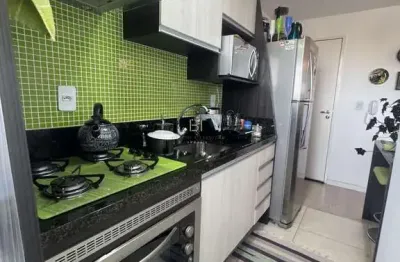 Apartamento 02 dormitórios com móveis planejados e 01 vaga de garagem no kayser