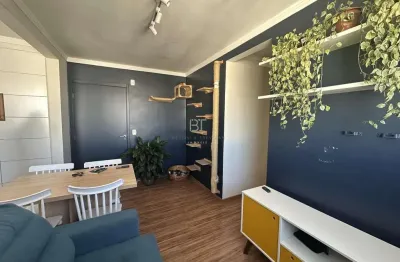 Apartamento semimobiliado com 2 dormitórios e 1 vaga no bairro bela vista