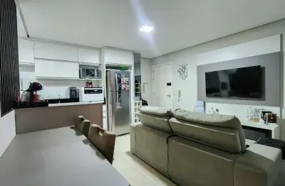 Apartamento semimobiliado com 02 dormitórios e 01 vaga no bairro cidade nova