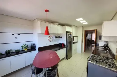 Apartamento de 03 dormitórios 03 vagas de garagem no bairro sanvitto