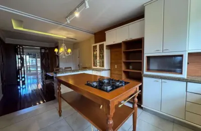 Cobertura duplex com 210m² privativos no bairro pio x