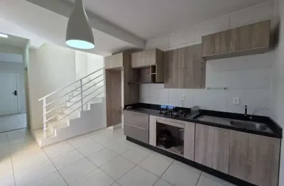 Sobrado com dois dormitorios vila nova - joinville - sc