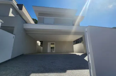 Casa com 4 quartos à venda no Glória, Joinville 