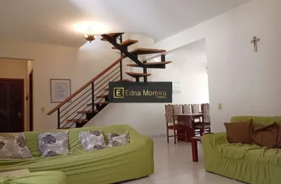 Cobertura de luxo em Cabo Frio-RJ, 4 quartos, 2 suítes, 4 salas, 5 banheiros, 4 vagas de garagem, 256,60 m² - Bairro Algodoal.