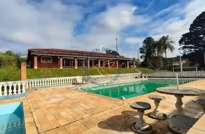Chácara com 10 dormitórios, piscina, quadra e 4 casas independentes em bragança paulista sp. ideal para pousada, eventos ou lazer familiar. agende sua visita!