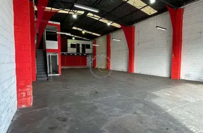 Galpão comercial para locação ou venda | 506m² de terreno | 5 vagas | aceita permuta