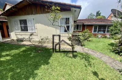 Casa linear com 4 quartos, quintal, horta e área gourmet - à venda, 183 m² - araras - teresópolis/rj