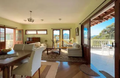 Casa com 5 quartos em condomínio de alto padrão no bairro do golfe em teresópolis-rj