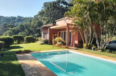 Casa linear com 4 dormitórios 1 suíte à venda, 133 m²  - golfe - teresópolis/rj