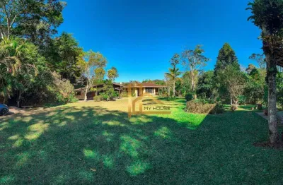 Casa linear com terreno plano de 3.360 m²  - à 25 minutos do centro de teresópolis