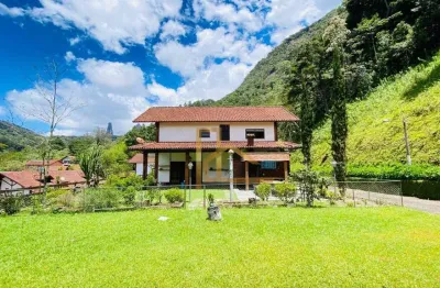 Casa com 3 suítes à venda, 203 m² por r$ 1.290.000 - granja guarani - teresópolis/rj