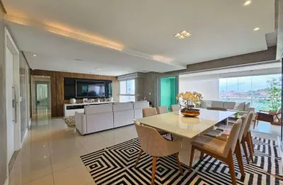 Apartamento com 4 quartos à venda na Rua Cláudio Machado, Petrópolis, Natal