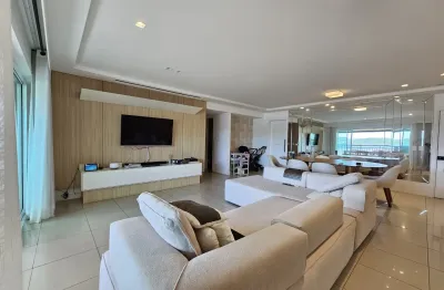 Apartamento em Capim macio com 3 suítes condomínio Solar Alta vista