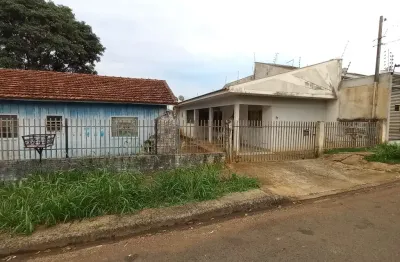 Duas casas no terreno c área 288m2,jardim grajau em maringá.